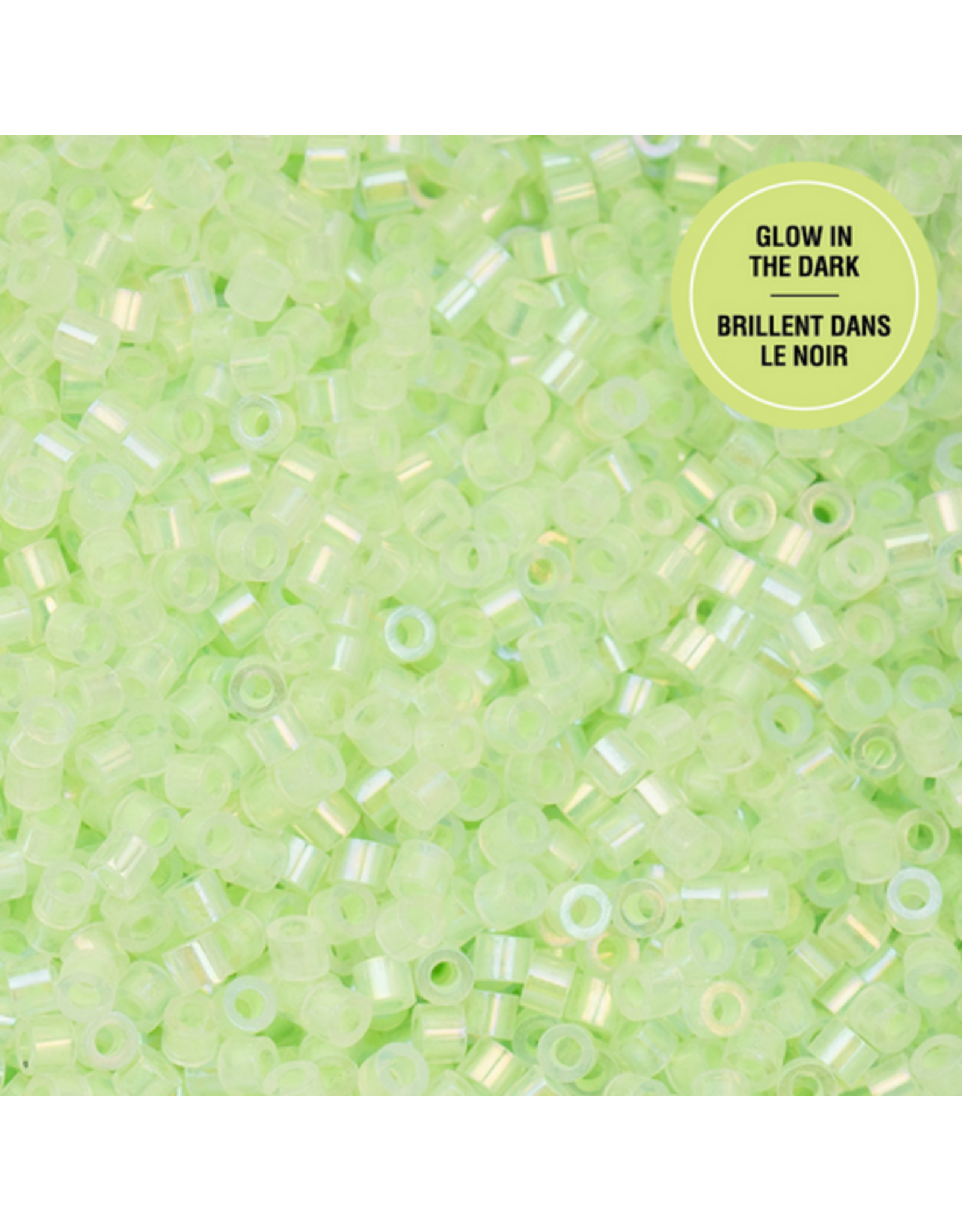 cb1124  11 Cylin Glow In Dark Light Green Ab to  Green c/l  12g