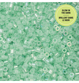cb1125  11 Cylin Glow In Dark Light Blue Ab to  Green c/l  12g