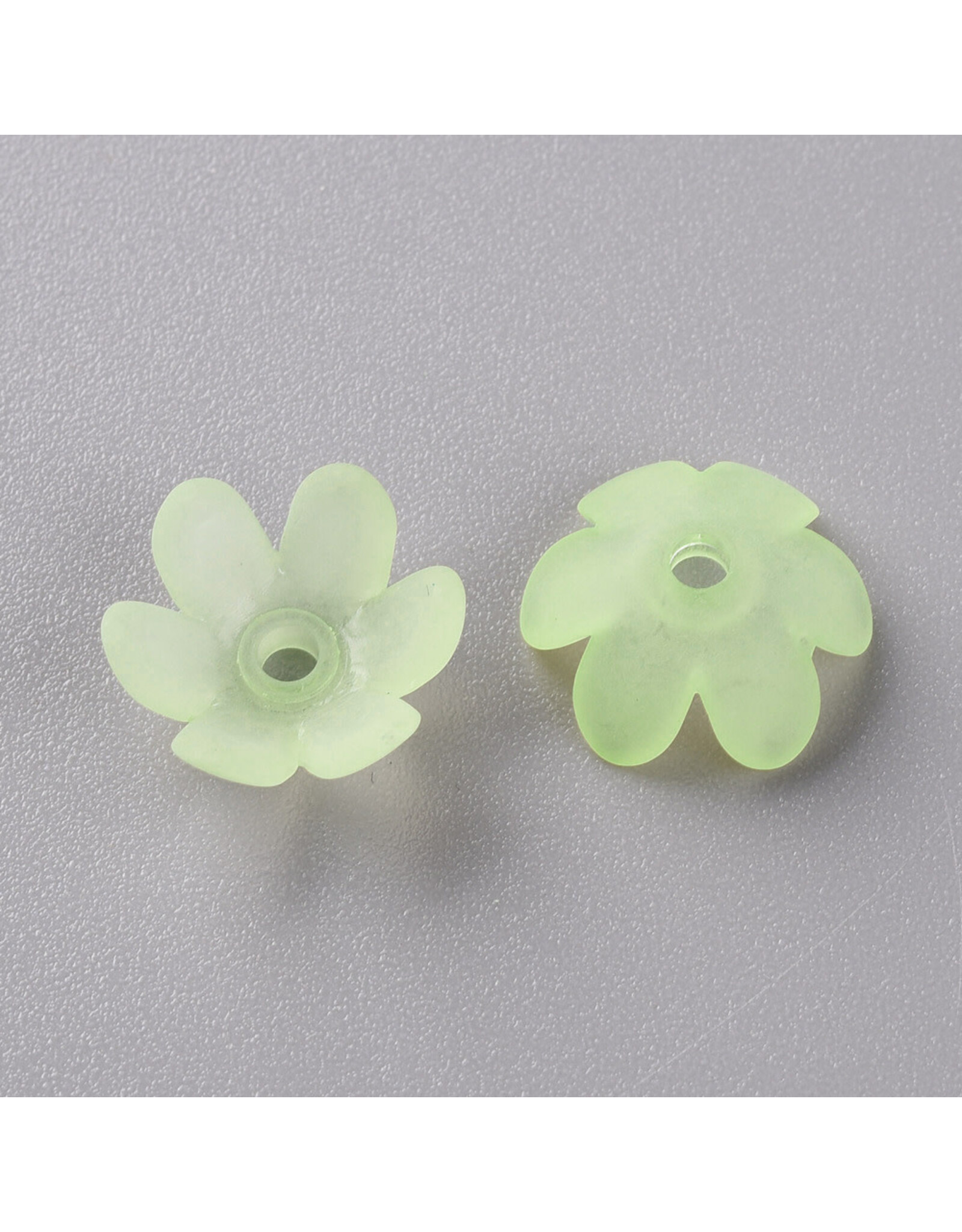 14mm Acrylic Flower  x50