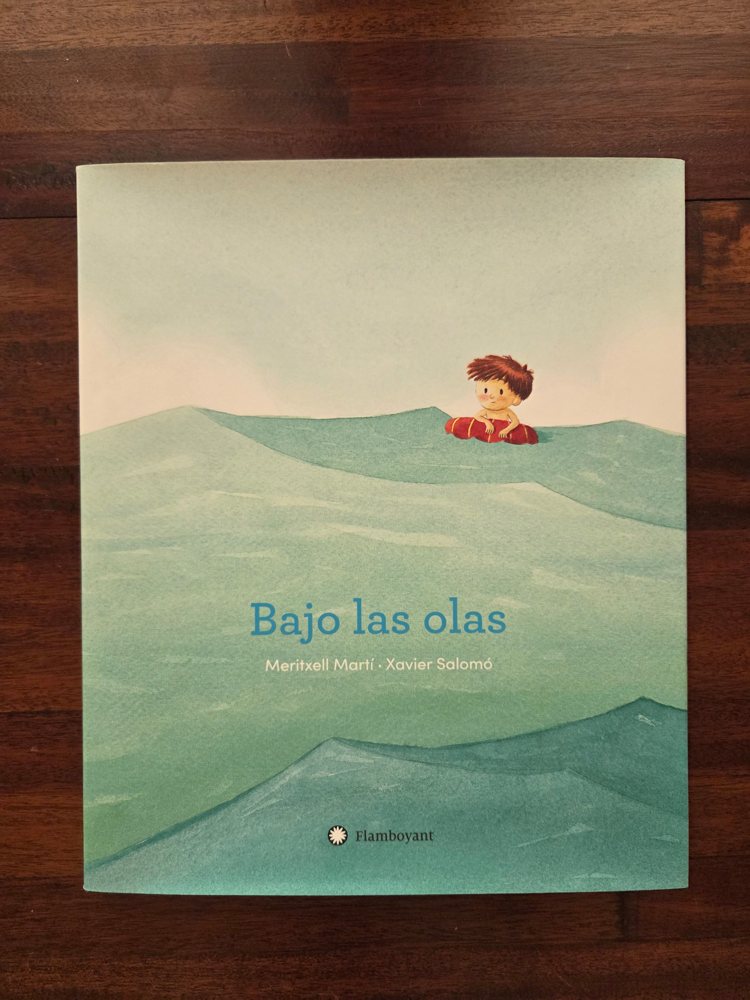 Bajo las olas - Meritxell Marti