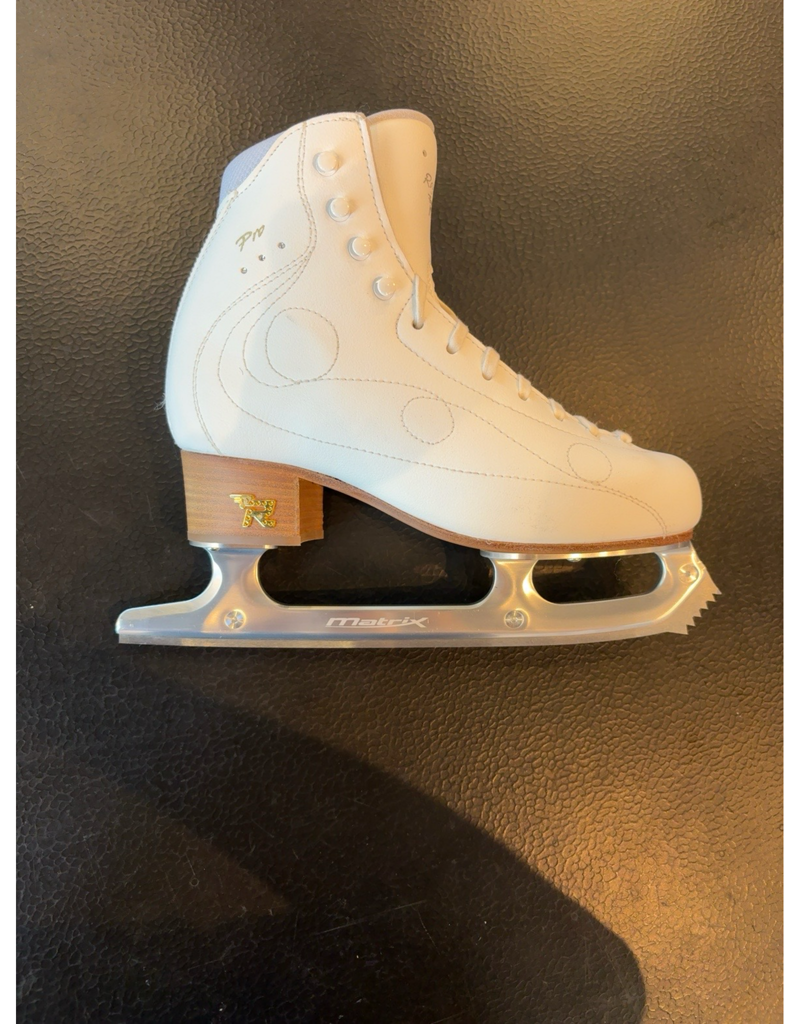 RISPORT Patins Risport Royal Pro 250 C usagés avec lames Matrix legacy 9 1/4
