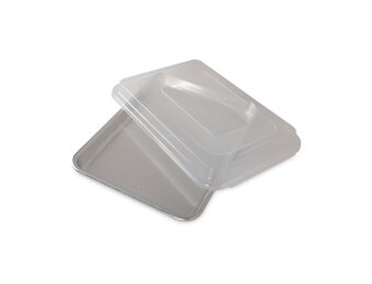 Quarter Sheet Cake Pan with Storage Lid