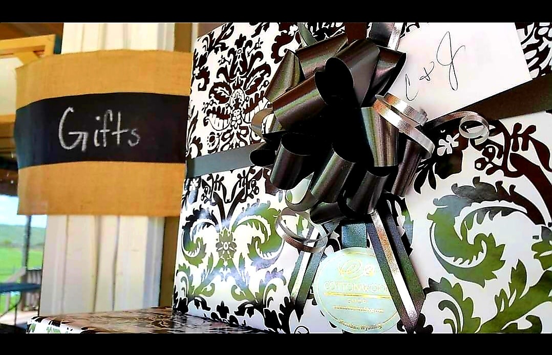 Complimentary Gift Wrapping