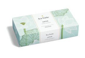 Petite Presentation Box Lotus
