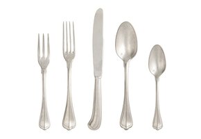 SAN MARCO 20pc Flatware Set Stainless Antiqued