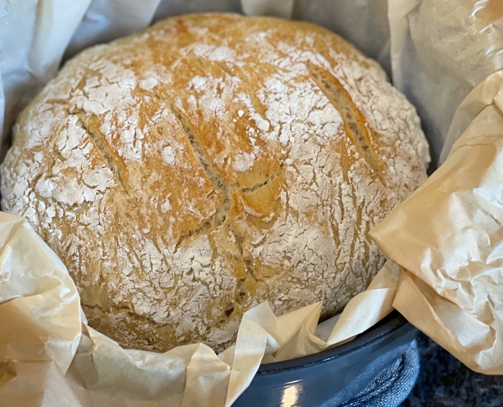 Dutch oven no-knead bread