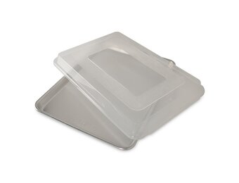 Cake Sheet Naturals Half Sheet Lidded