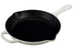 Signature Iron Handle Skillet (9") White