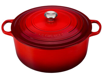 Signature Round Dutch Oven 13.25QT Cerise