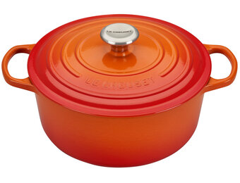 Signature Round Dutch Oven 5.5QT Flame