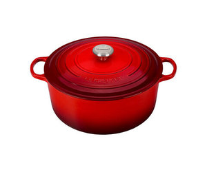  Le Creuset Enameled Cast Iron Signature Round Dutch Oven, 5.5  qt., Cerise: Dutch Ovens: Home & Kitchen