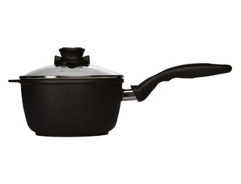 XD Sauce Pan with Lid 2.2 QT