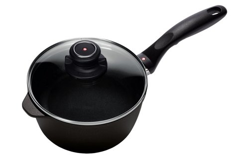 XD Sauce Pan with Lid 2.2 QT