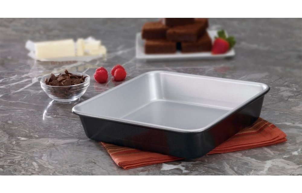Cake Pan Sq 9" N/S