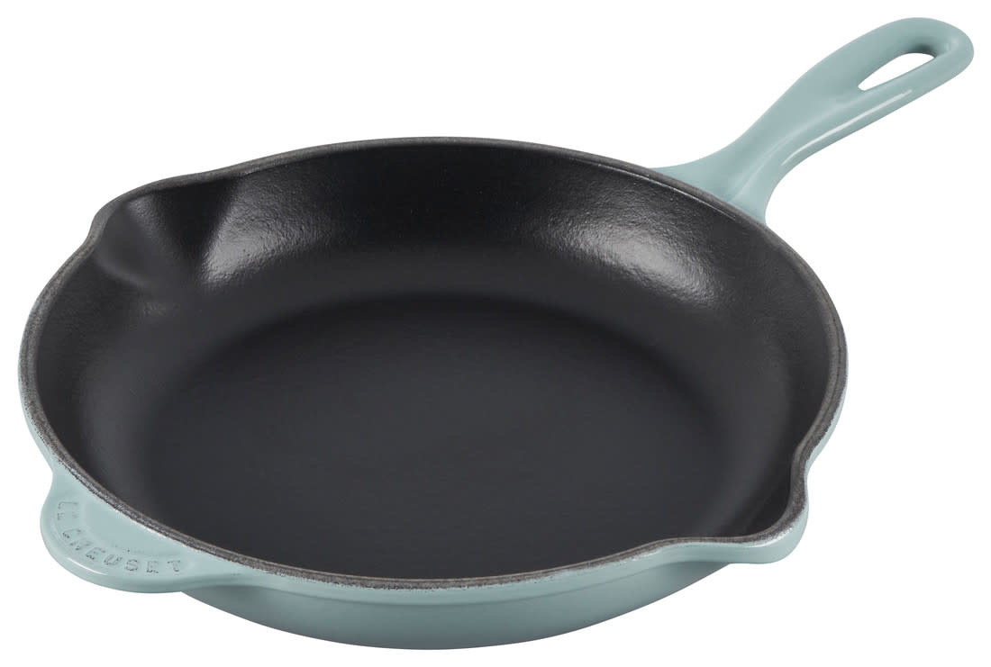 Signature Iron Handle Skillet (9") Sea Salt