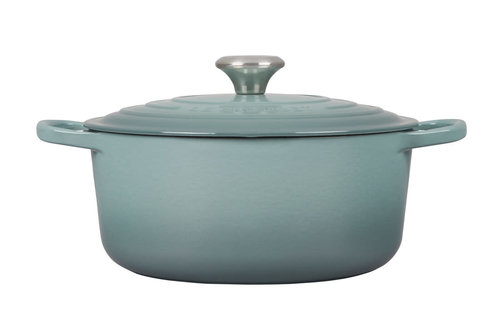 Signature Round Dutch Oven 5.5QT Sea Salt