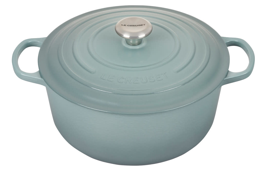 Signature Round Dutch Oven 7.25QT Sea Salt