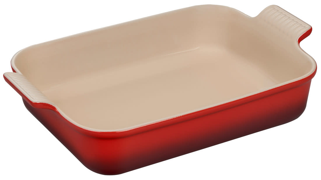 Heritage Rectangular Dish 4QT (12" x 9")  Cerise