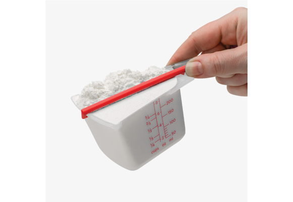 Levups - The Measuring Cups that Scrape + Level