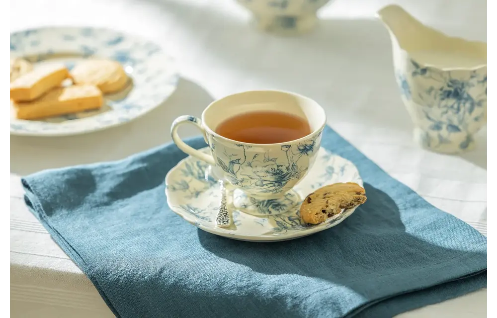 Blue Rose Toile 6oz Fine Porcelain Tea Cup and Saucer