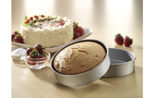 USA Pan 8" Round Cake Pan
