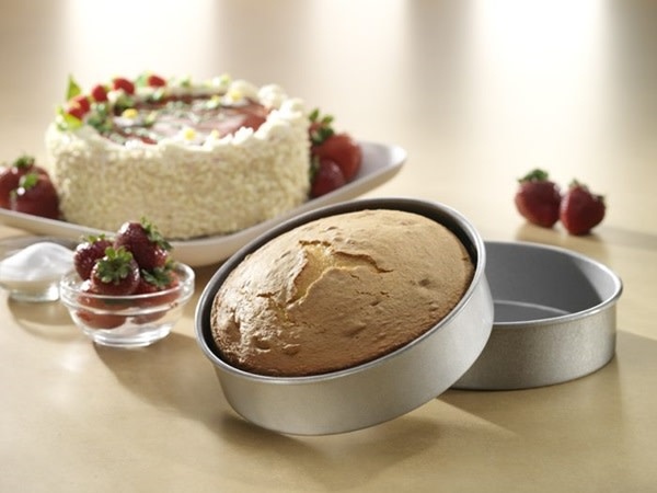 USA Pan 8" Round Cake Pan