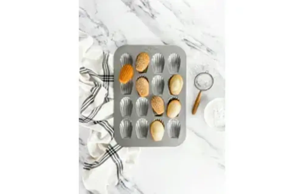 USA PAN Madeleine Pan