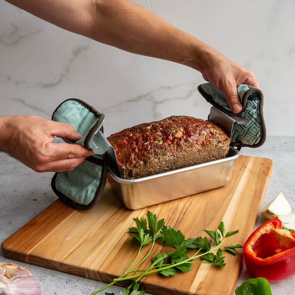 Baking Pan Naturals Meat Loaf Pan & Lifting Trivet