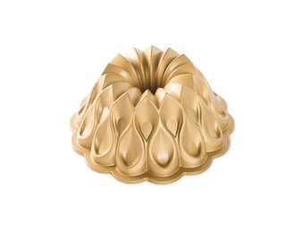 Bundt Pan Gold Crown 10 Cup