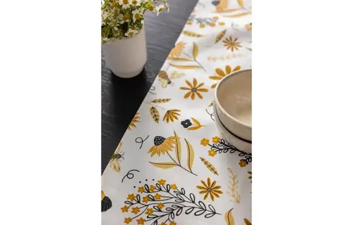 Bee Garden Table Runner