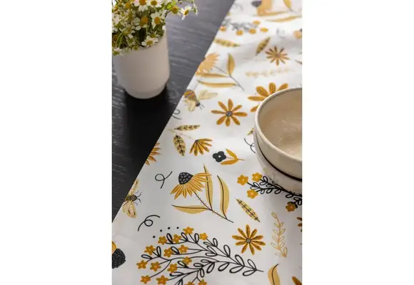 Bee Garden Table Runner
