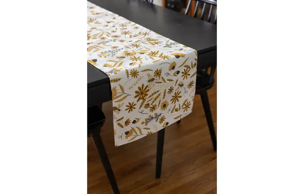 Bee Garden Table Runner