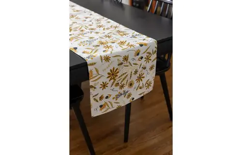 Bee Garden Table Runner