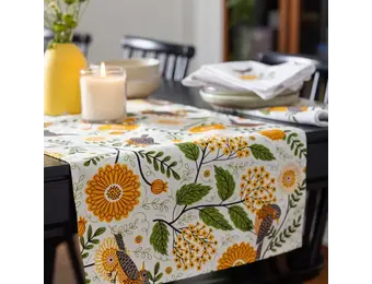 Mums + Robins Table Runner