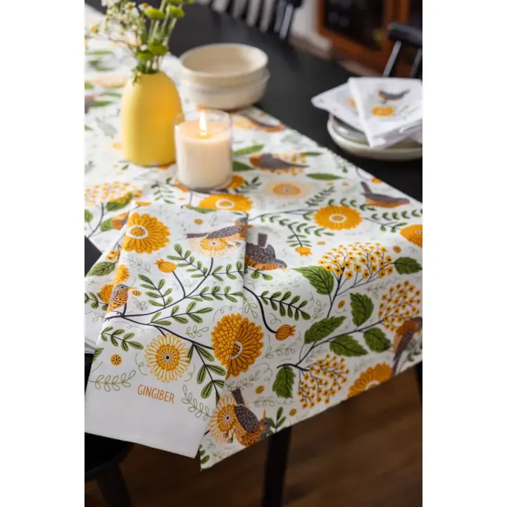 Mums + Robins Table Runner
