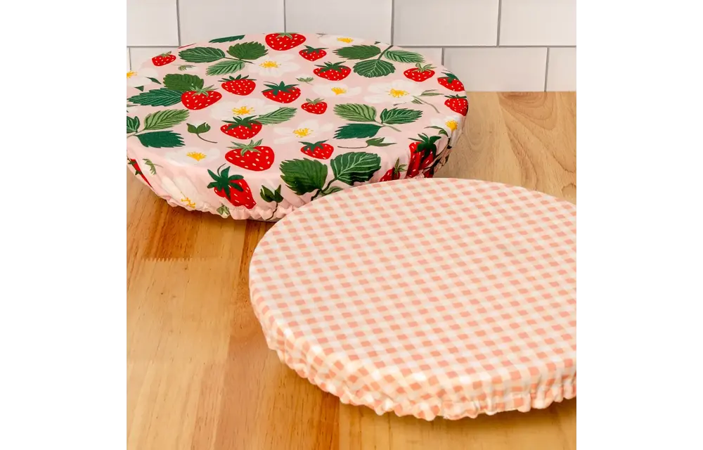 Strawberry Patch Bowl Cover Set of 2