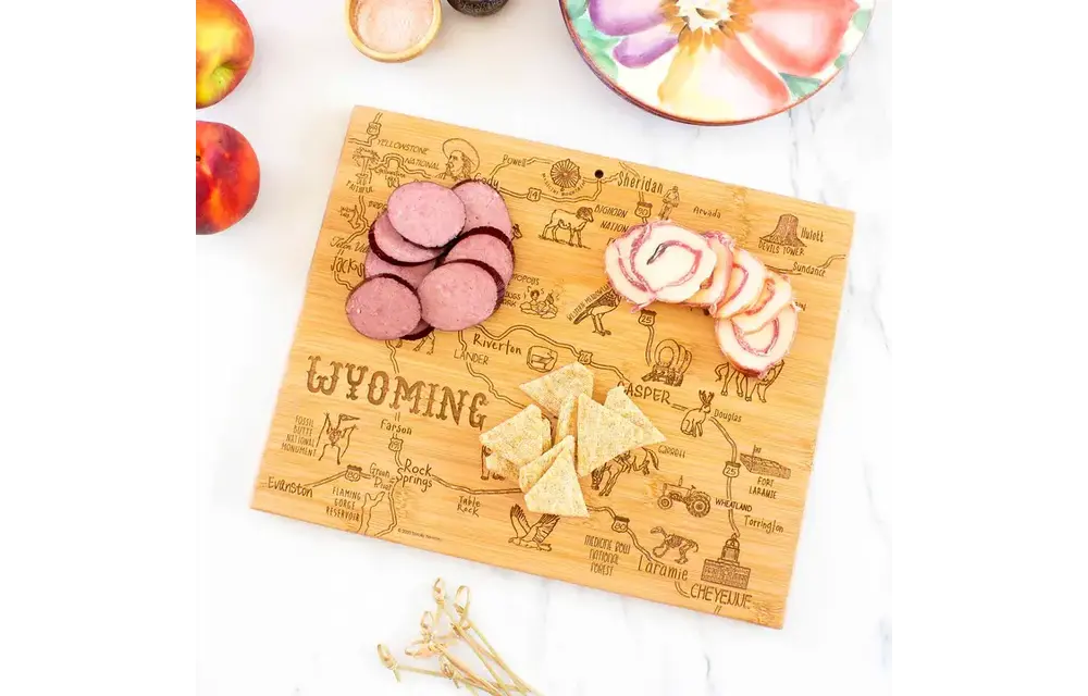 Serving Board Destination WYO