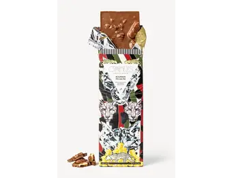 The "Bourbon Pecan Pie" Bar (Milk Chocolate , Pecan Pie + Bourbon)