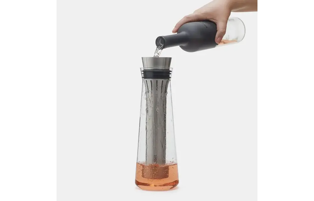 Wine Chilling Carafe