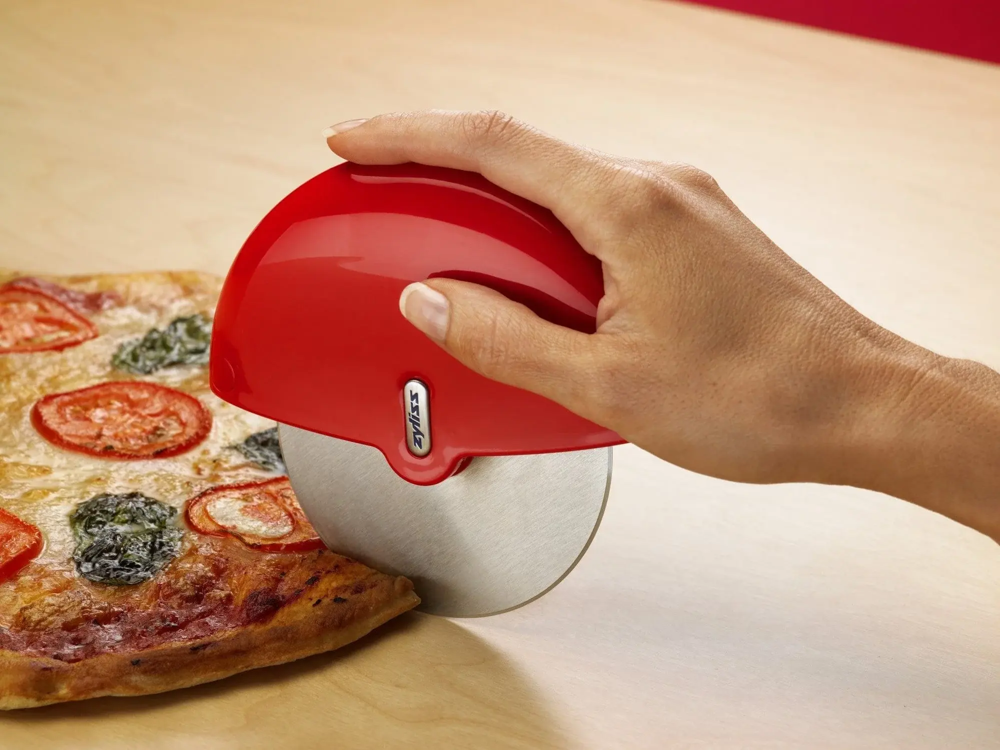 Handheld Pizza Knife