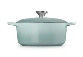 Signature Round Dutch Oven 4.5QT Sea Salt