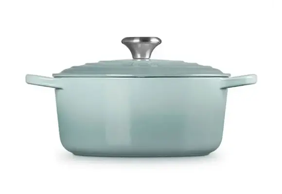 Signature Round Dutch Oven 4.5QT Sea Salt