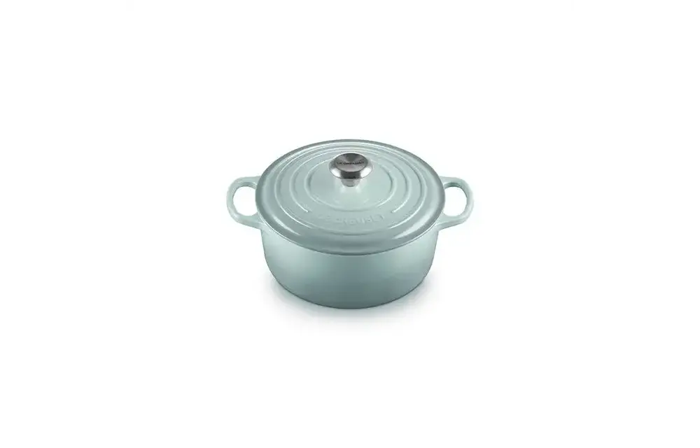 Signature Round Dutch Oven 4.5QT Sea Salt