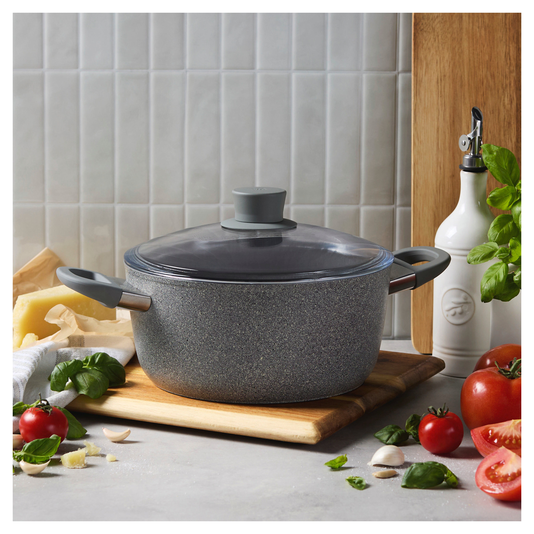 PARMA PLUS Dutch Oven w/Lid 4.9 QT