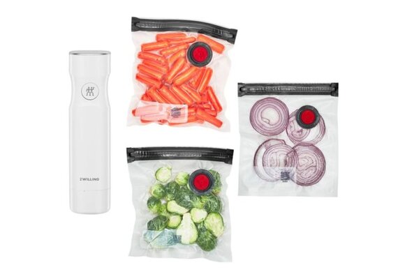 Fresh Save Vacuum + 3 Free Bags