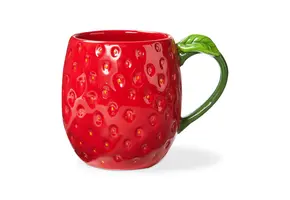 Mug Strawberry Sculpted