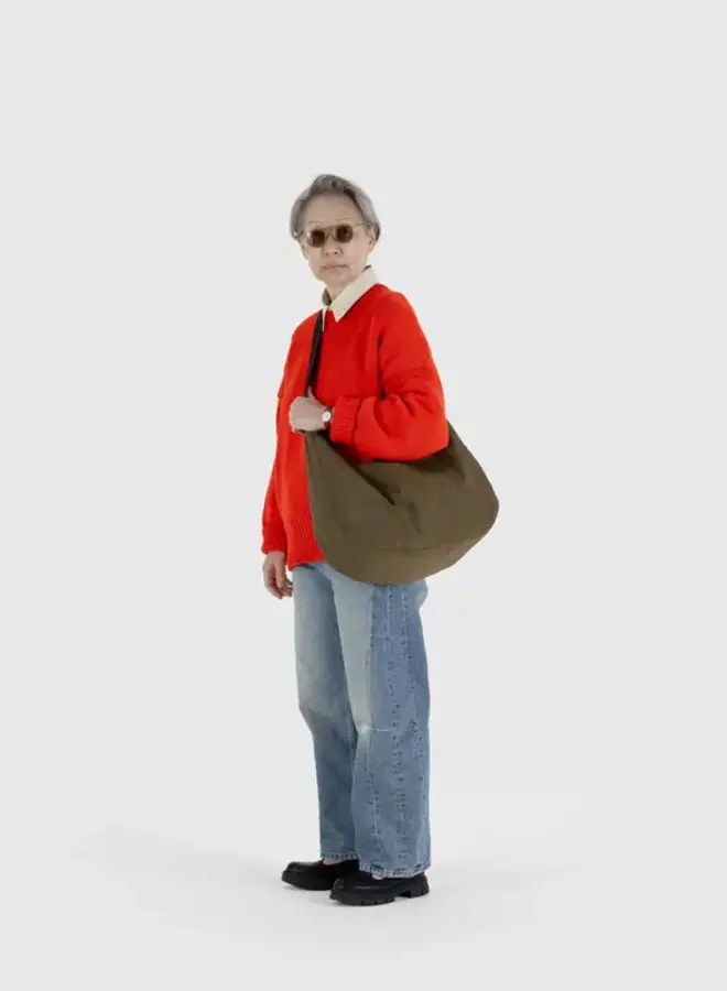 LARGE CRESCENT BAG