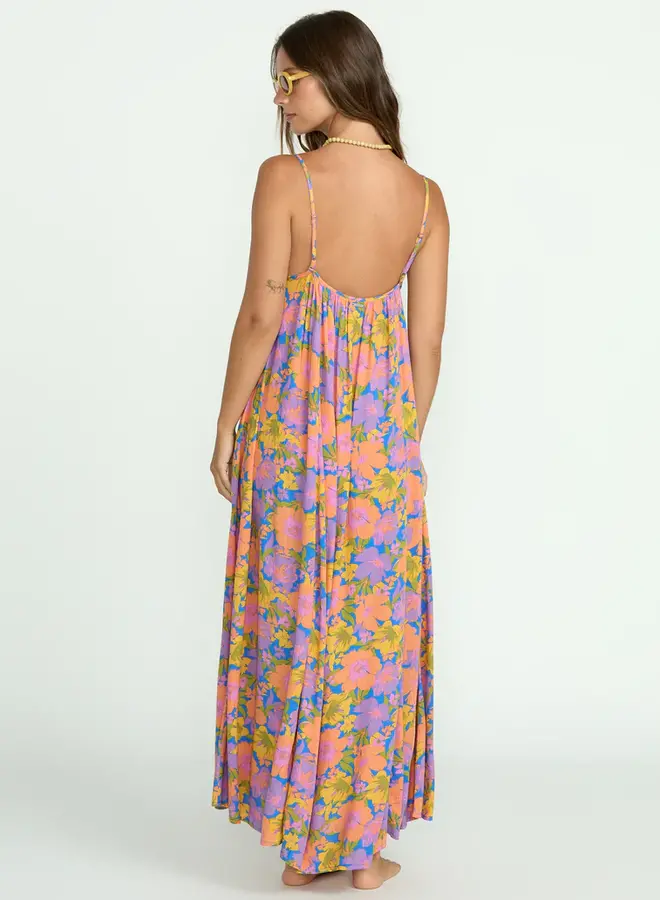 SANDY COVE MAXI