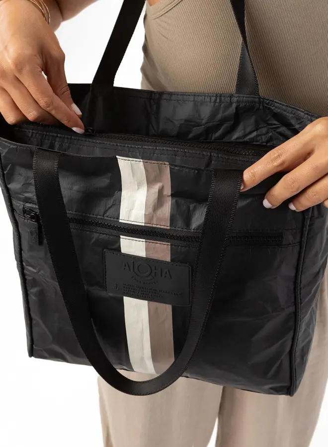 LE VOYAGEUR  GO TO TOTE