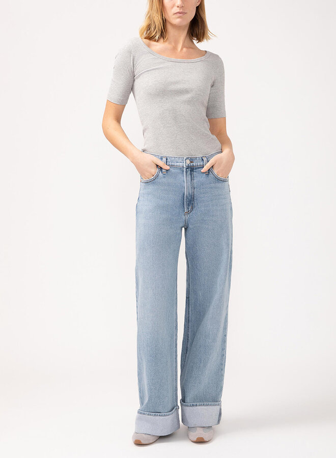 HIGHLY DESIRABLE WIDE LEG